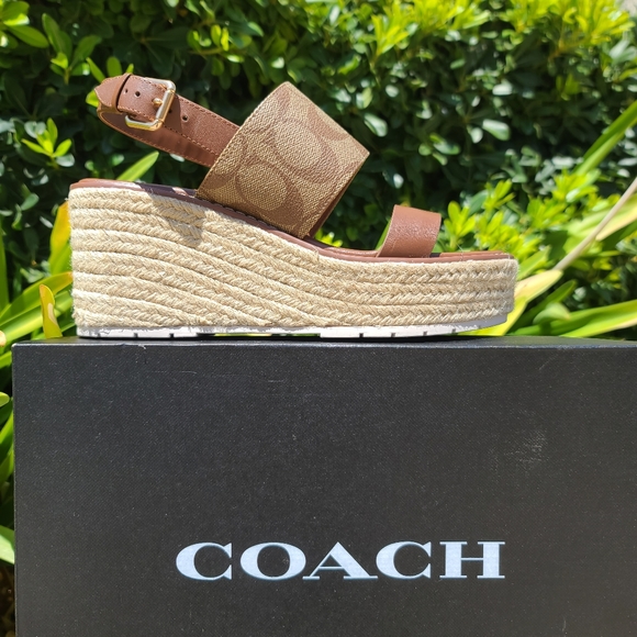 COACH Canvas Kami Wedge/saddle - Picture 1 of 7